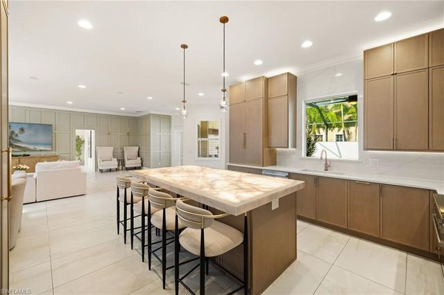 9798 Rocky Bank DR, Naples, FL 34109