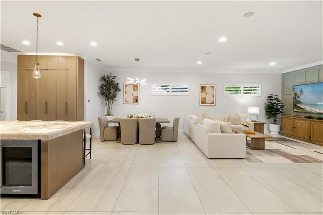 9798 Rocky Bank DR, Naples, FL 34109