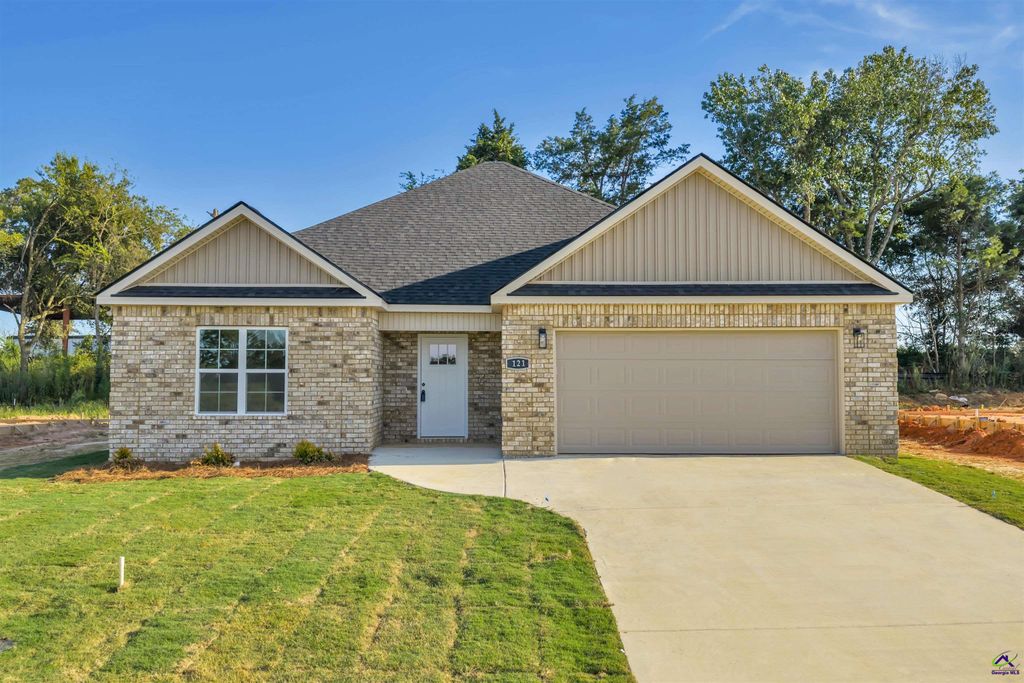 121 Early Drive, Byron, GA 31008