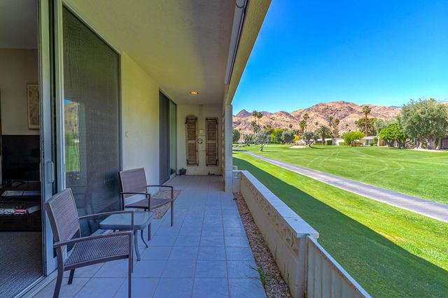 74 Lakeview Drive, Palm Springs, CA 92264