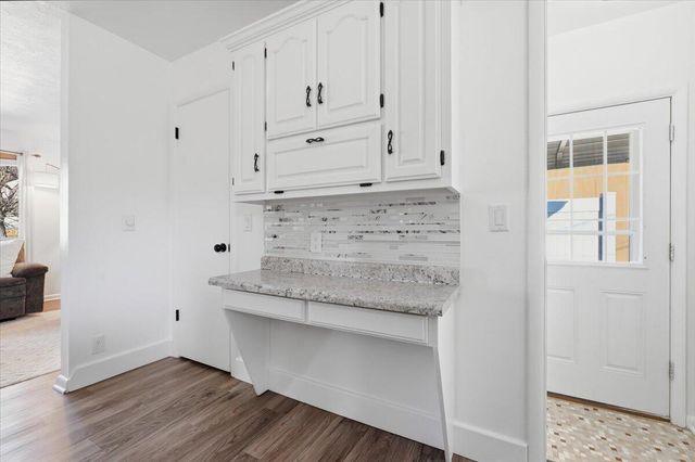 319 STEVEN Circle, Council Bluffs, IA 51503