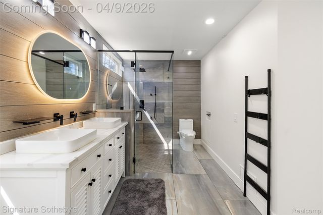4650 Lahser Road, Bloomfield Hills, MI 48302
