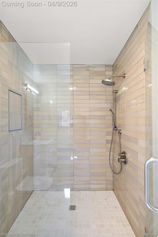 4650 Lahser Road, Bloomfield Hills, MI 48302