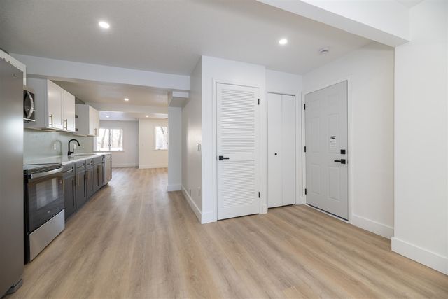 7600 N Riverview Drive, Kalamazoo, MI 49004