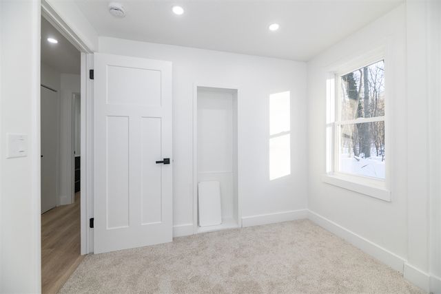 7600 N Riverview Drive, Kalamazoo, MI 49004