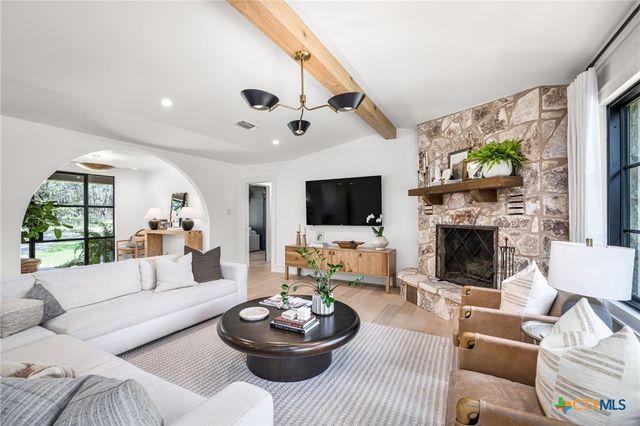 138 Hill Haven Drive, New Braunfels, TX 78132