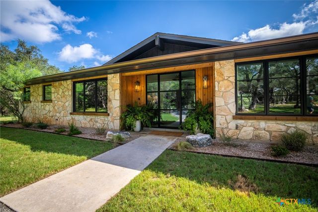138 Hill Haven Drive, New Braunfels, TX 78132