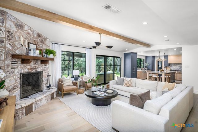 138 Hill Haven Drive, New Braunfels, TX 78132