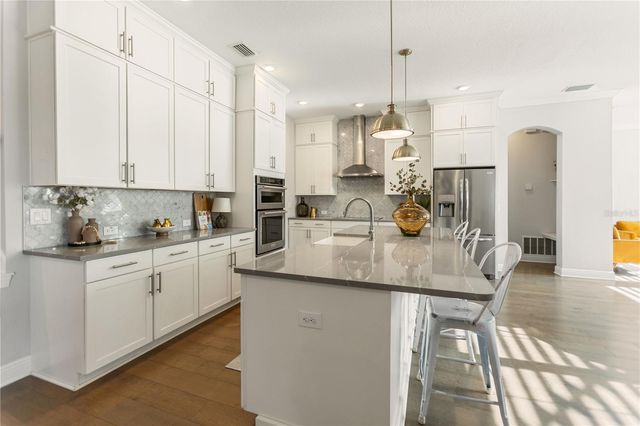1506 S CLARK AVENUE, Tampa, FL 33629