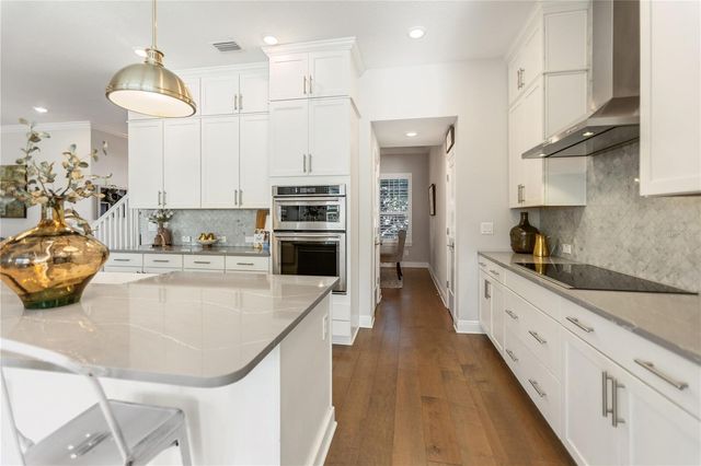 1506 S CLARK AVENUE, Tampa, FL 33629