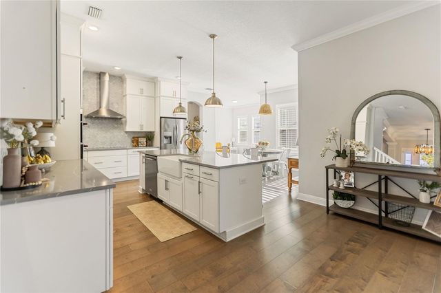 1506 S CLARK AVENUE, Tampa, FL 33629