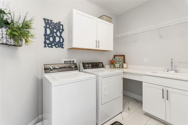 1506 S CLARK AVENUE, Tampa, FL 33629