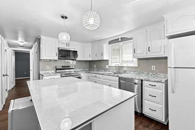 104 Highland St, Brockton, MA 02301