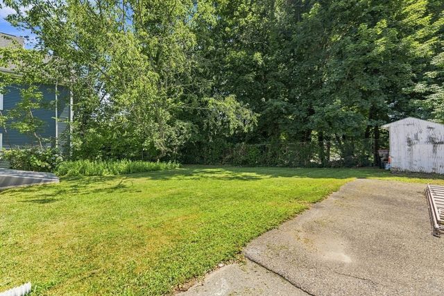 104 Highland St, Brockton, MA 02301