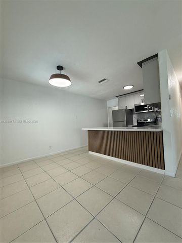 6510 SW 49th Street 2, Davie, FL 33314