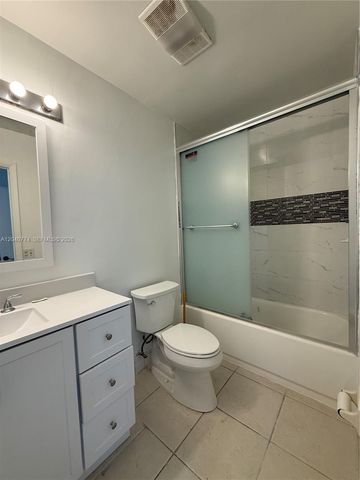 6510 SW 49th Street 2, Davie, FL 33314
