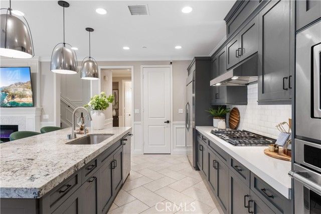 135 Hollow Tree, Irvine, CA 92618