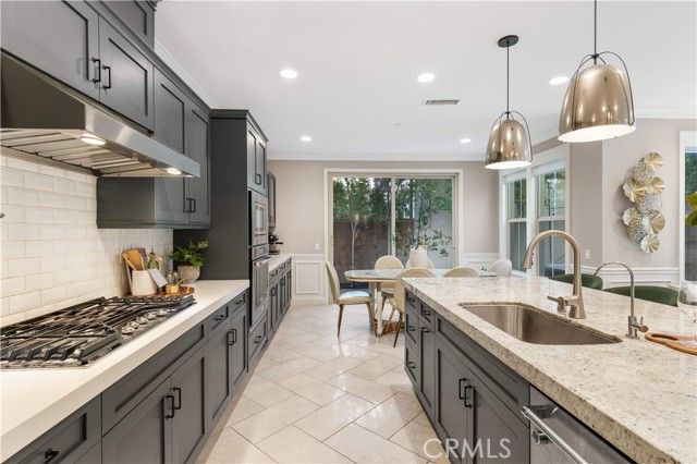 135 Hollow Tree, Irvine, CA 92618