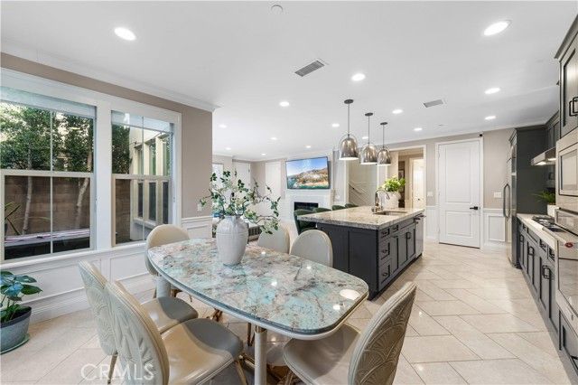 135 Hollow Tree, Irvine, CA 92618