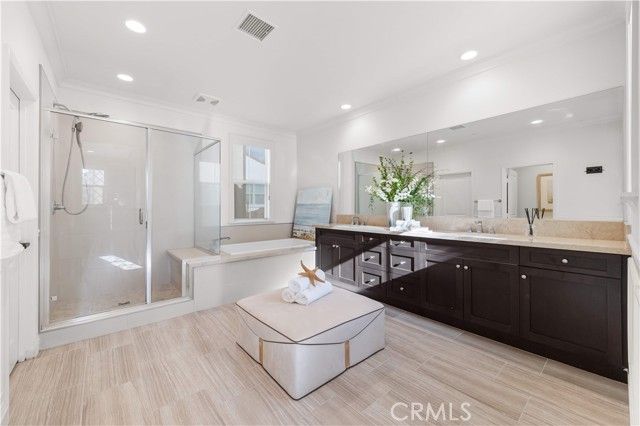 135 Hollow Tree, Irvine, CA 92618