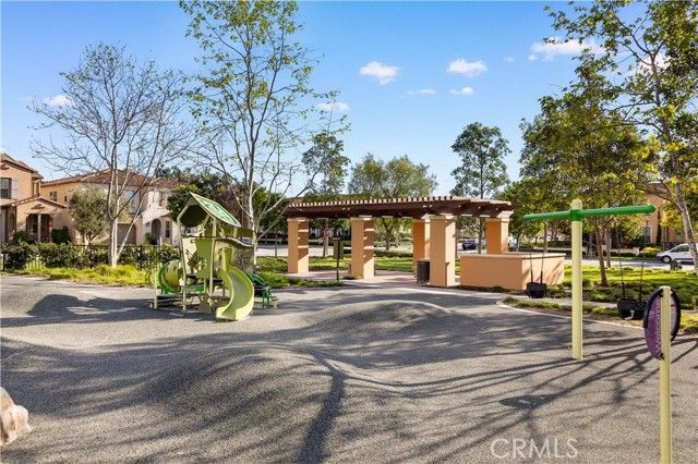 135 Hollow Tree, Irvine, CA 92618