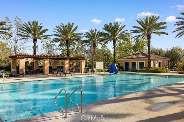 135 Hollow Tree, Irvine, CA 92618