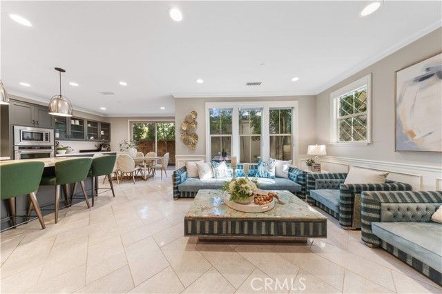 135 Hollow Tree, Irvine, CA 92618