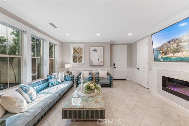 135 Hollow Tree, Irvine, CA 92618