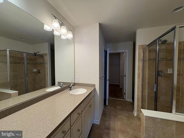 142 SILLS LN, Downingtown, PA 19335