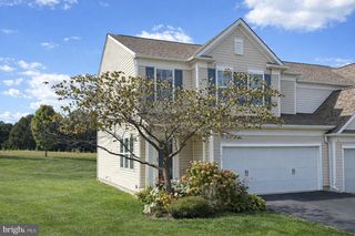 142 SILLS LN, Downingtown, PA 19335