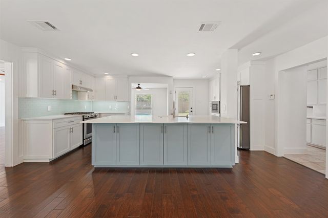 3542 Jubilee Trail, Dallas, TX 75229