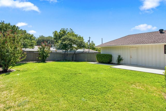 1409 Navaho Trail, Richardson, TX 75080