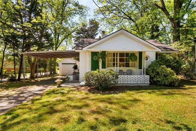 2218 East Street SE, Covington, GA 30014