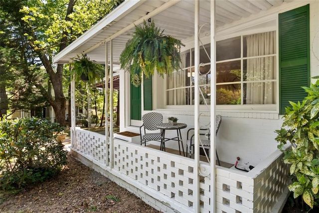 2218 East Street SE, Covington, GA 30014