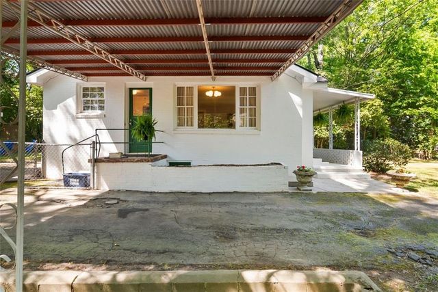 2218 East Street SE, Covington, GA 30014