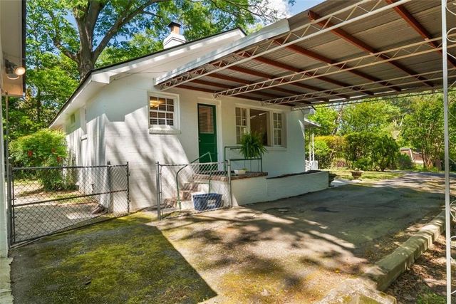 2218 East Street SE, Covington, GA 30014
