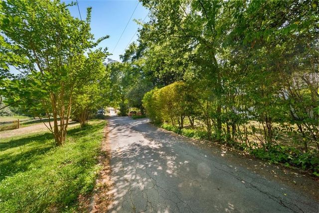 2218 East Street SE, Covington, GA 30014