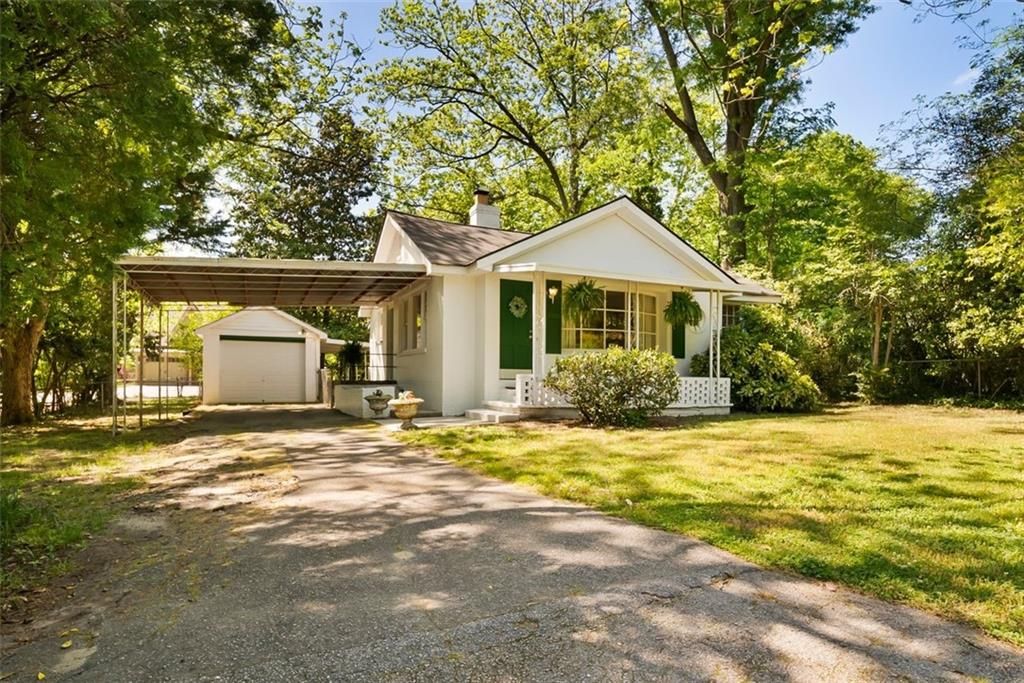 2218 East Street SE, Covington, GA 30014