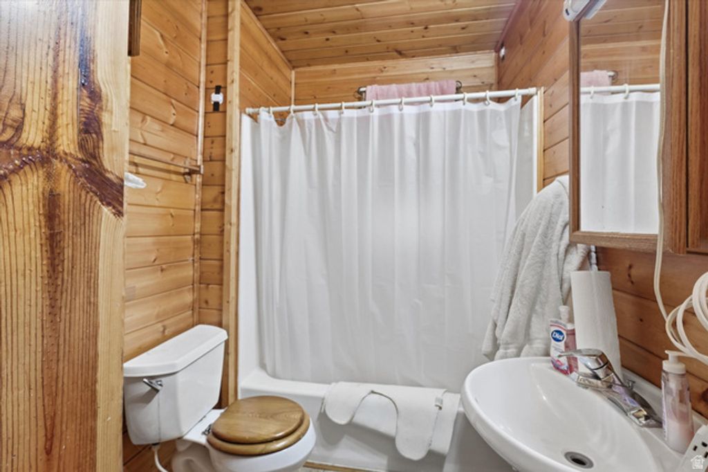 Image 22 of property listing at 18 E 300 S, Mendon, UT 84325