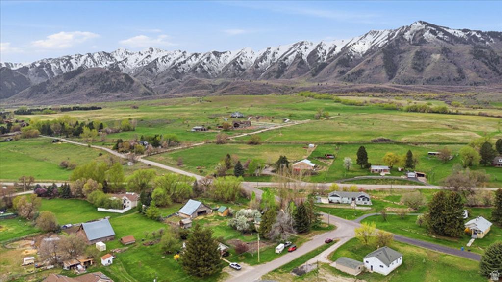 Image 41 of property listing at 18 E 300 S, Mendon, UT 84325