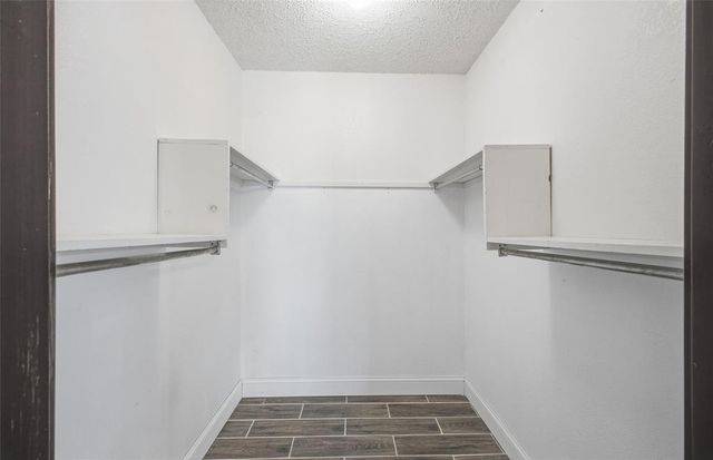 2140 Kimberlee Court, Norman, OK 73026