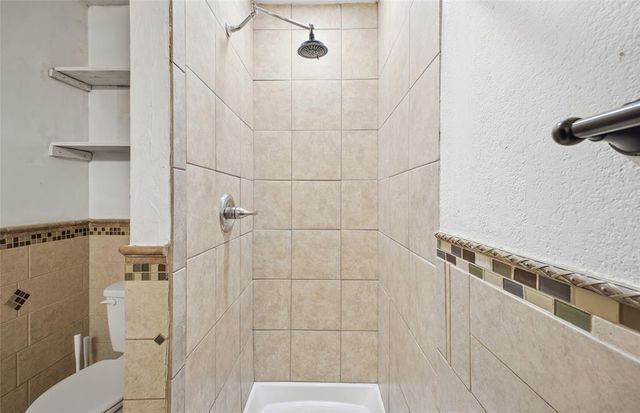 2140 Kimberlee Court, Norman, OK 73026