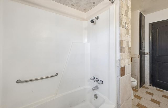 2140 Kimberlee Court, Norman, OK 73026