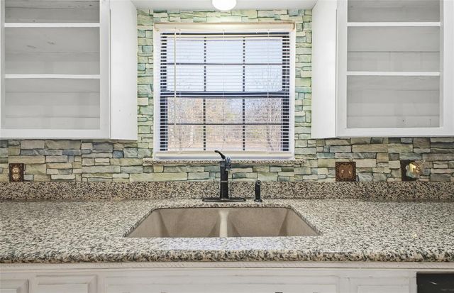 2140 Kimberlee Court, Norman, OK 73026