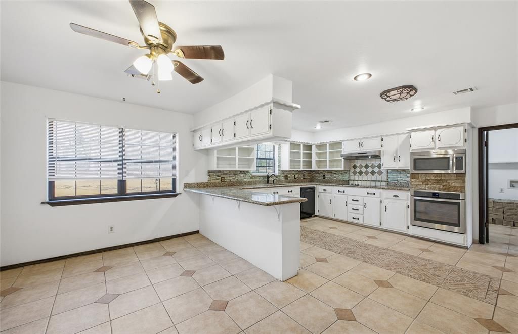 2140 Kimberlee Court, Norman, OK 73026