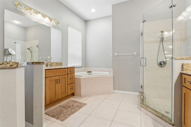9419 GREENPOINTE DRIVE, Tampa, FL 33626