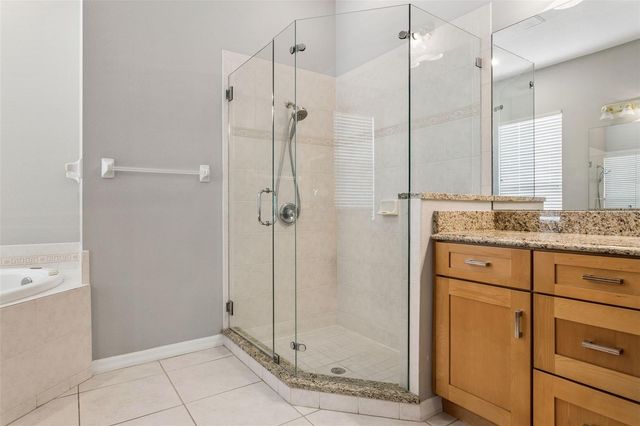9419 GREENPOINTE DRIVE, Tampa, FL 33626