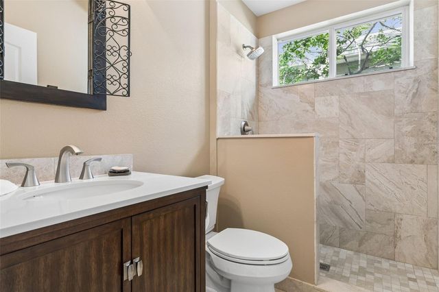 9419 GREENPOINTE DRIVE, Tampa, FL 33626