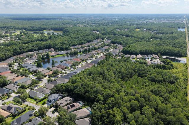 9419 GREENPOINTE DRIVE, Tampa, FL 33626