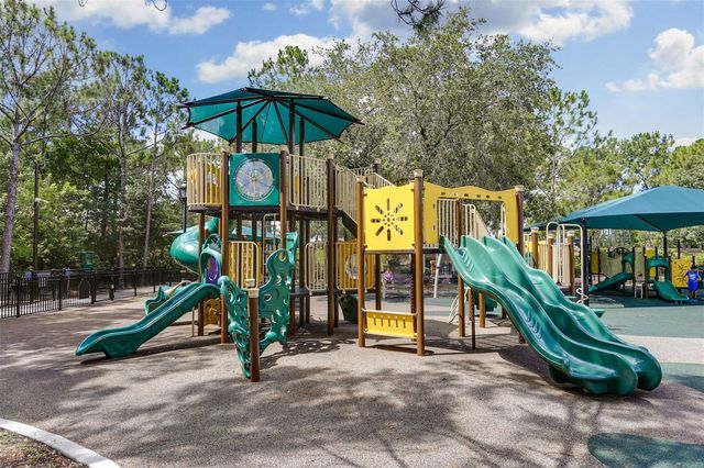 9419 GREENPOINTE DRIVE, Tampa, FL 33626